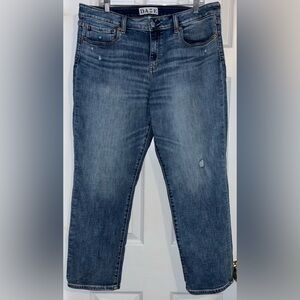 Daze Denim Straight Leg Jeans Sweet Nothings stretch distressed Size 33